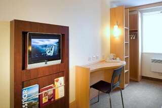 Отель Ibis Hotel Dublin Клондолкин Стандартный двухместный номер с 1 кроватью-3
